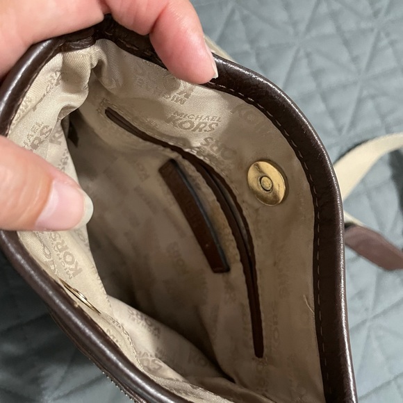 Michael Kors bag - Picture 2 of 5